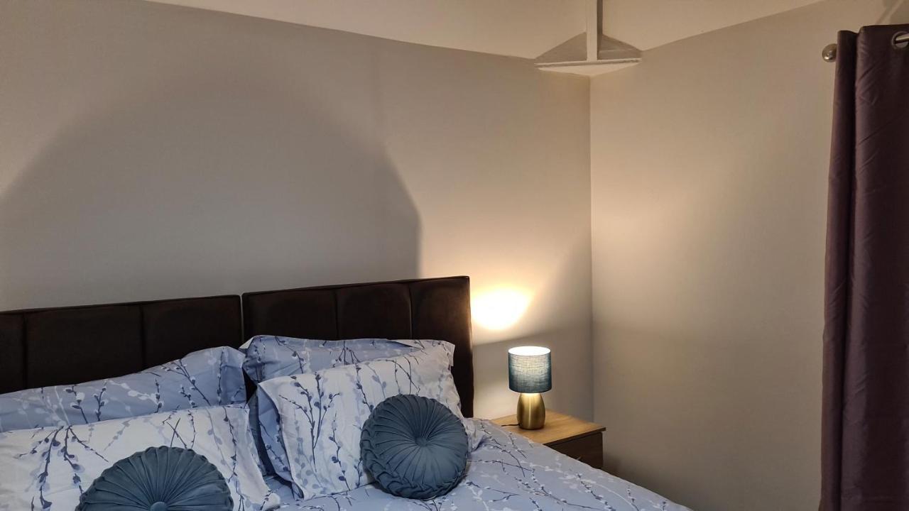 Сasa de vacaciones Spacious 3 Bedroom House In Spondon, Derby